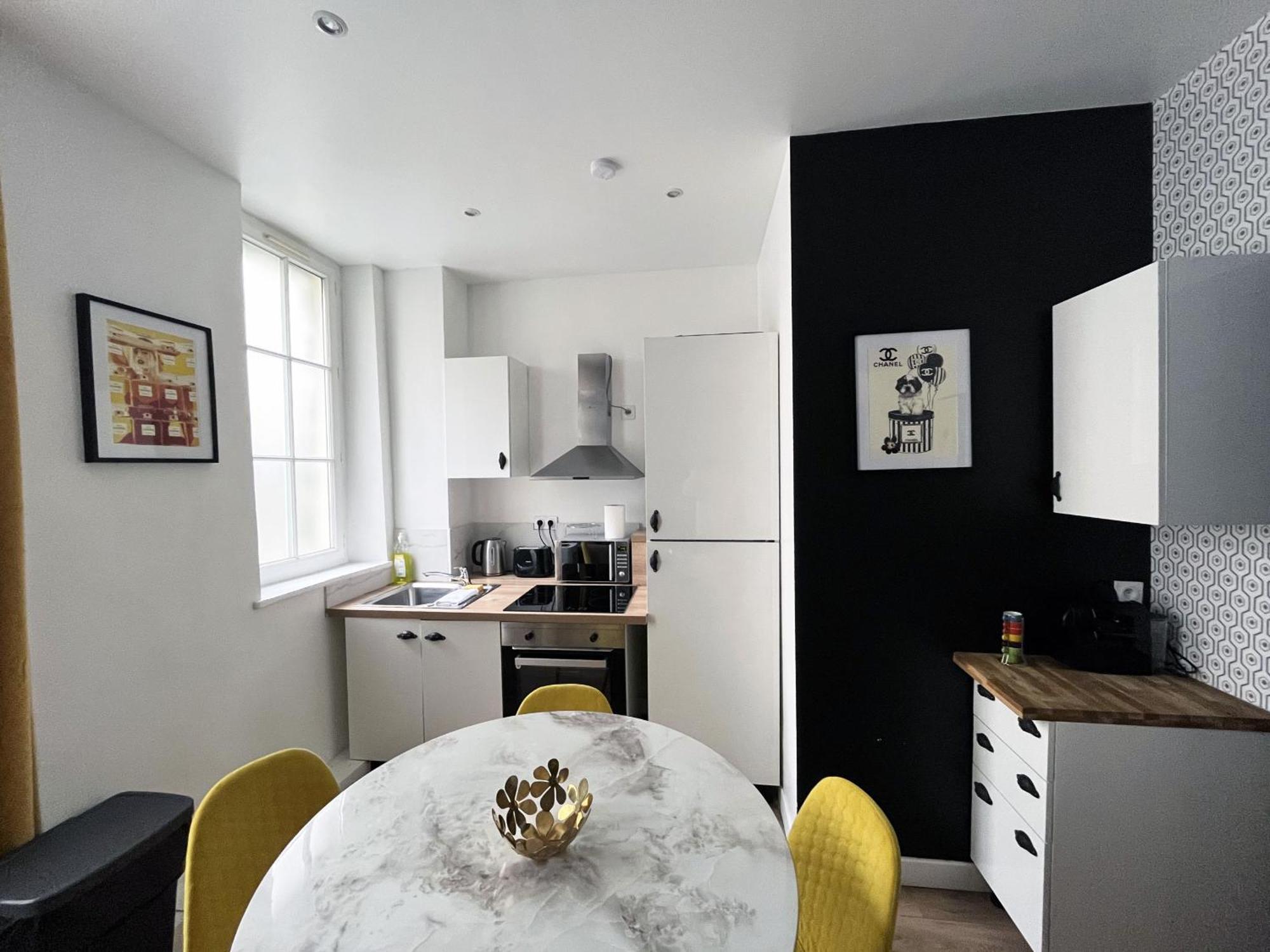 Urban Flat 157 - Coco Chanel Flat In Montorgueil Parijs
